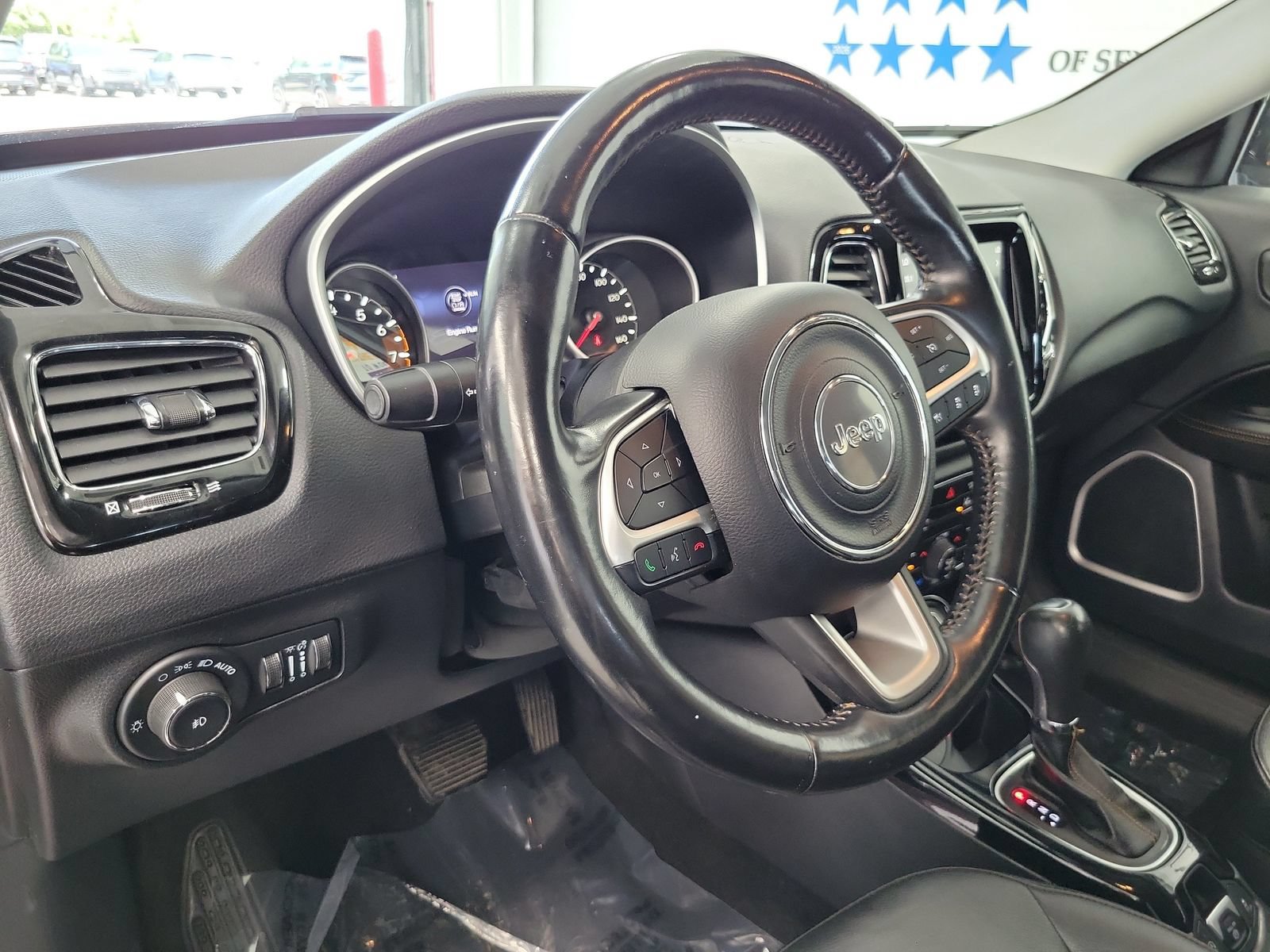 Used 2021 Jeep Compass Limited AWD/4WD image 10