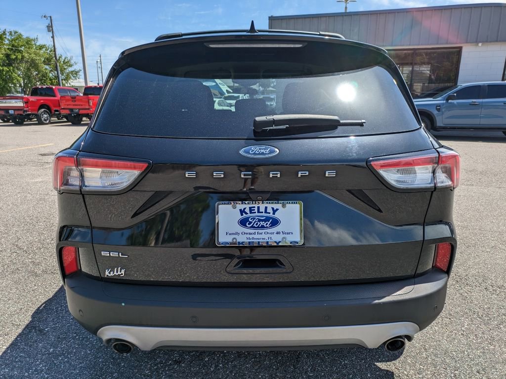 Certified 2022 Ford Escape SEL image 5