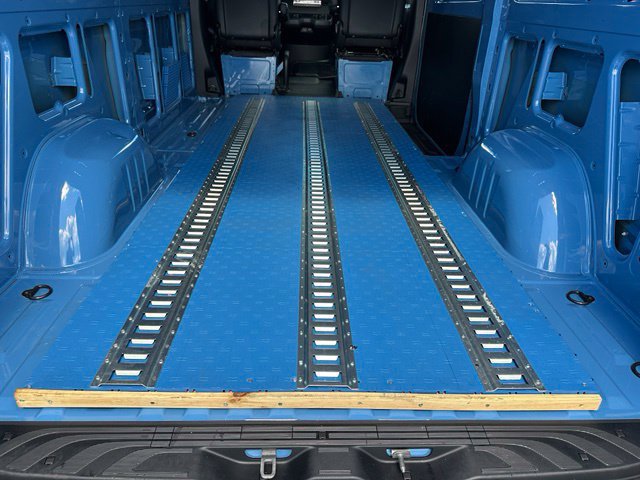 Used 2024 Mercedes-Benz Sprinter 2500 image 14