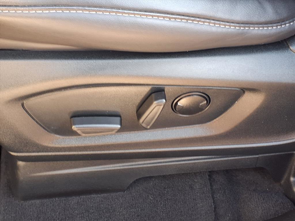 Certified 2023 Ford Explorer XLT w/ Equipment Group 202A image 7