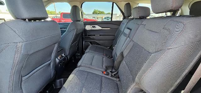 Certified 2025 Ford Explorer Active AWD/4WD image 9