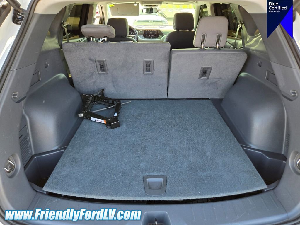 Used 2020 Chevrolet Blazer LT FWD image 13