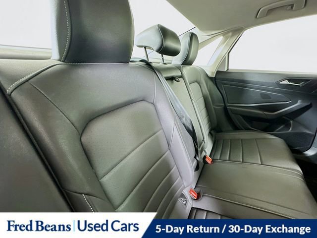 Used 2021 Volkswagen Jetta SE w/ SE Cold Weather Package image 31