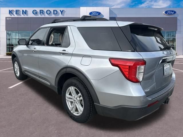 Certified 2021 Ford Explorer XLT w/ Equipment Group 202A AWD/4WD image 6