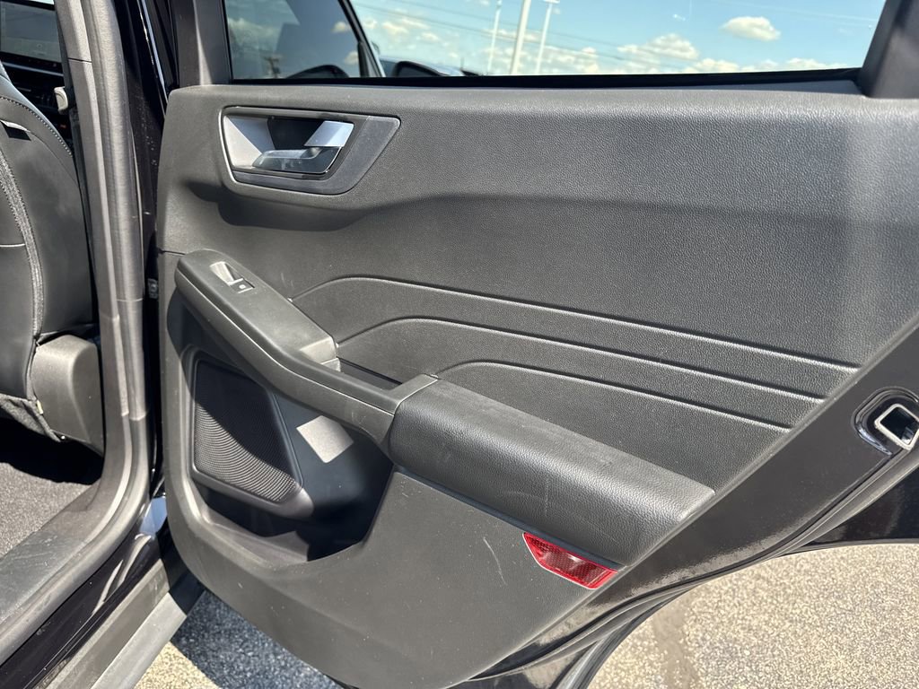Certified 2023 Ford Escape ST-Line w/ Tech Pack #1 image 18
