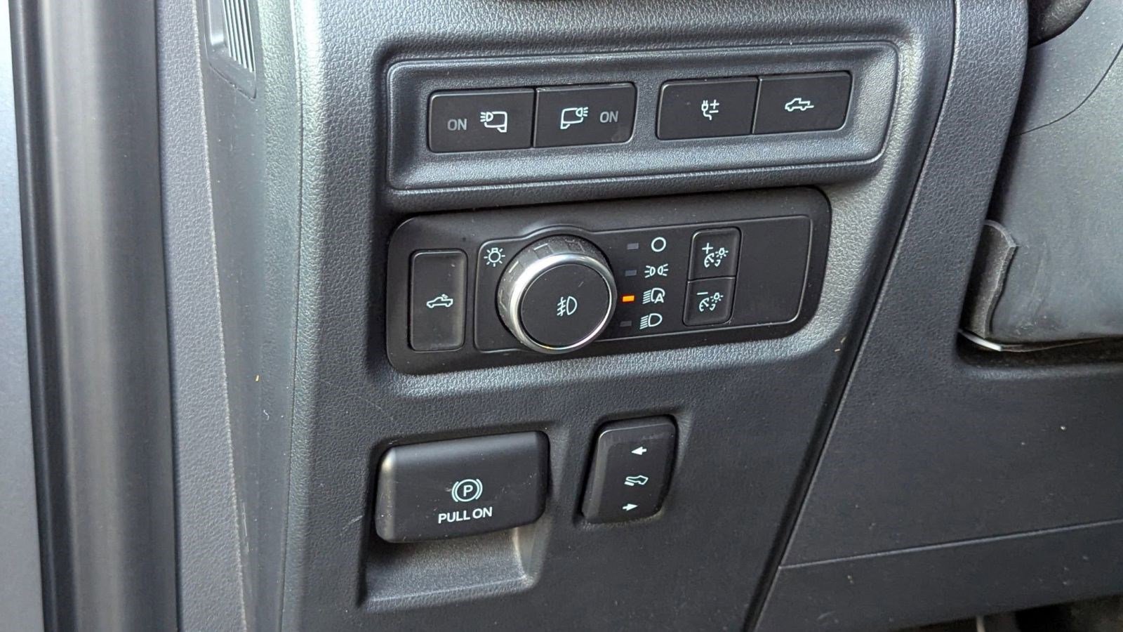 Certified 2021 Ford F150 Raptor w/ Equipment Group 801A High image 17