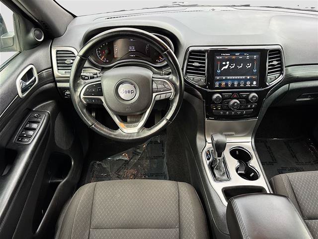 Used 2022 Jeep Grand Cherokee Laredo E AWD/4WD image 25