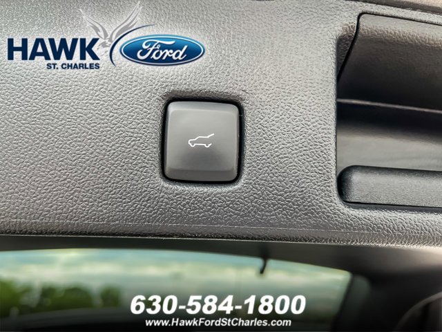 Certified 2022 Ford Escape SE w/ SE Sport Appearance Package image 19