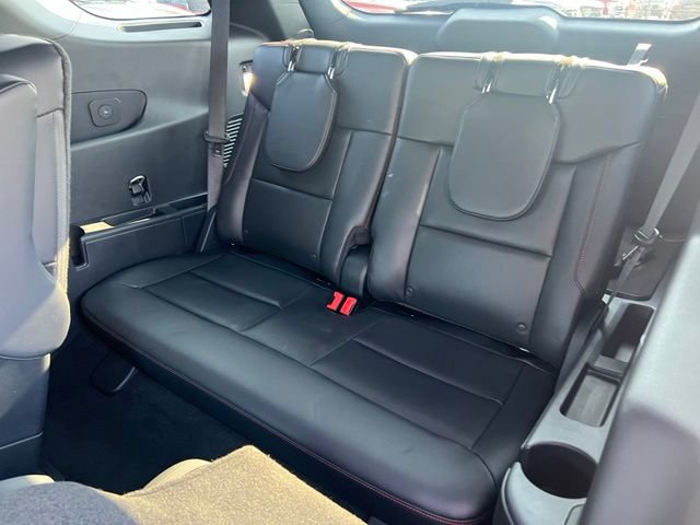 Certified 2025 Ford Explorer ST-Line AWD/4WD image 19