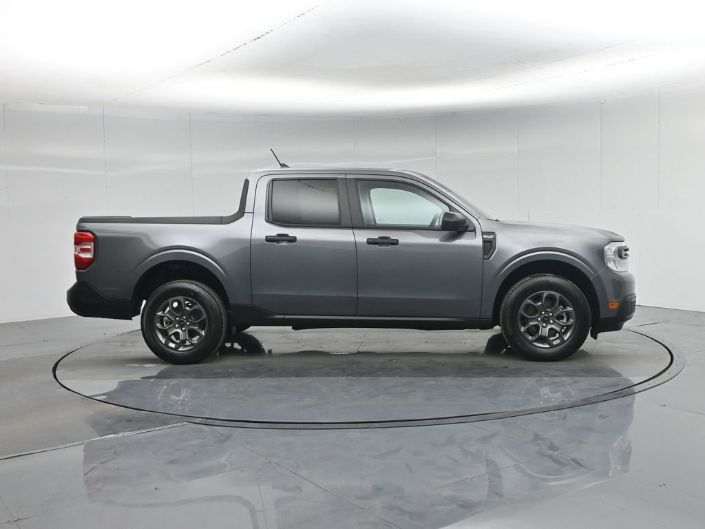 Certified 2022 Ford Maverick XLT image 32