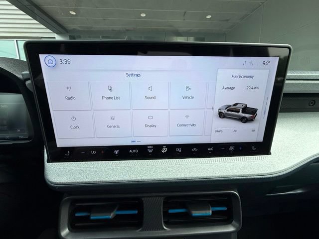 Certified 2025 Ford Maverick XLT w/ XLT Luxury Package AWD/4WD image 27