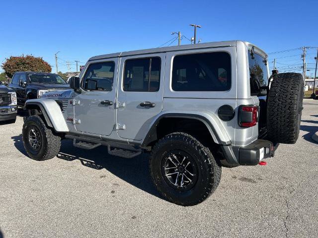 Used 2024 Jeep Wrangler Unlimited Rubicon AWD/4WD image 5