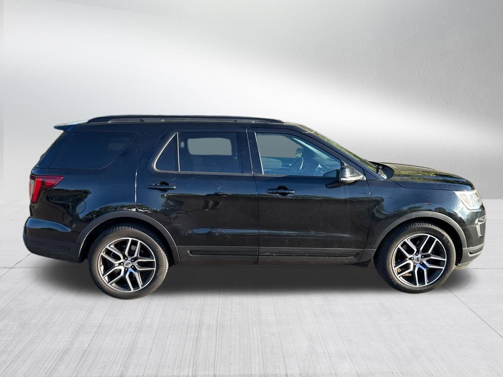 Certified 2018 Ford Explorer Sport w/ Equipment Group 401A AWD/4WD image 8