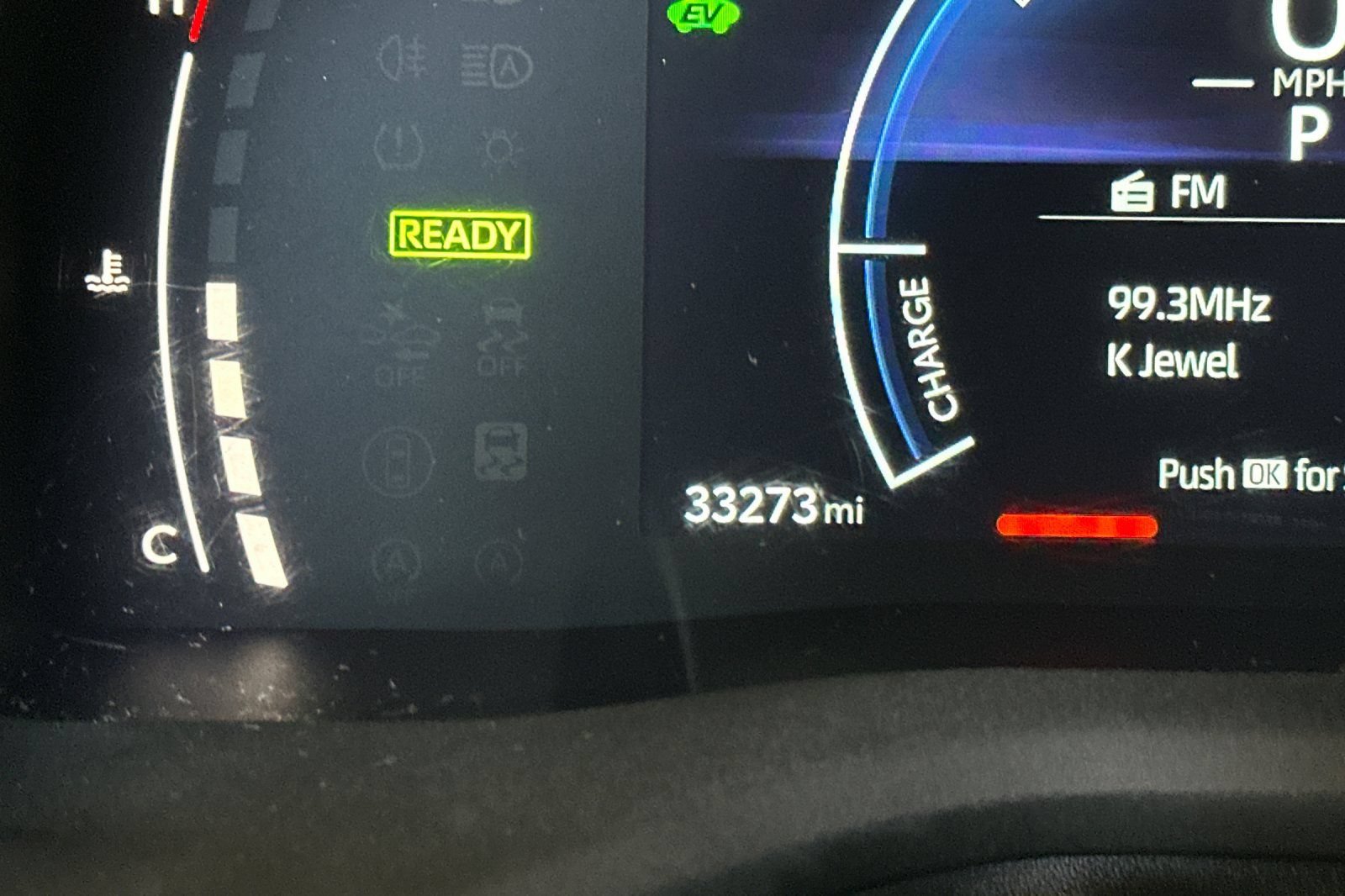 Used 2025 Toyota Camry SE w/ Multimedia Upgrade Package FWD image 27
