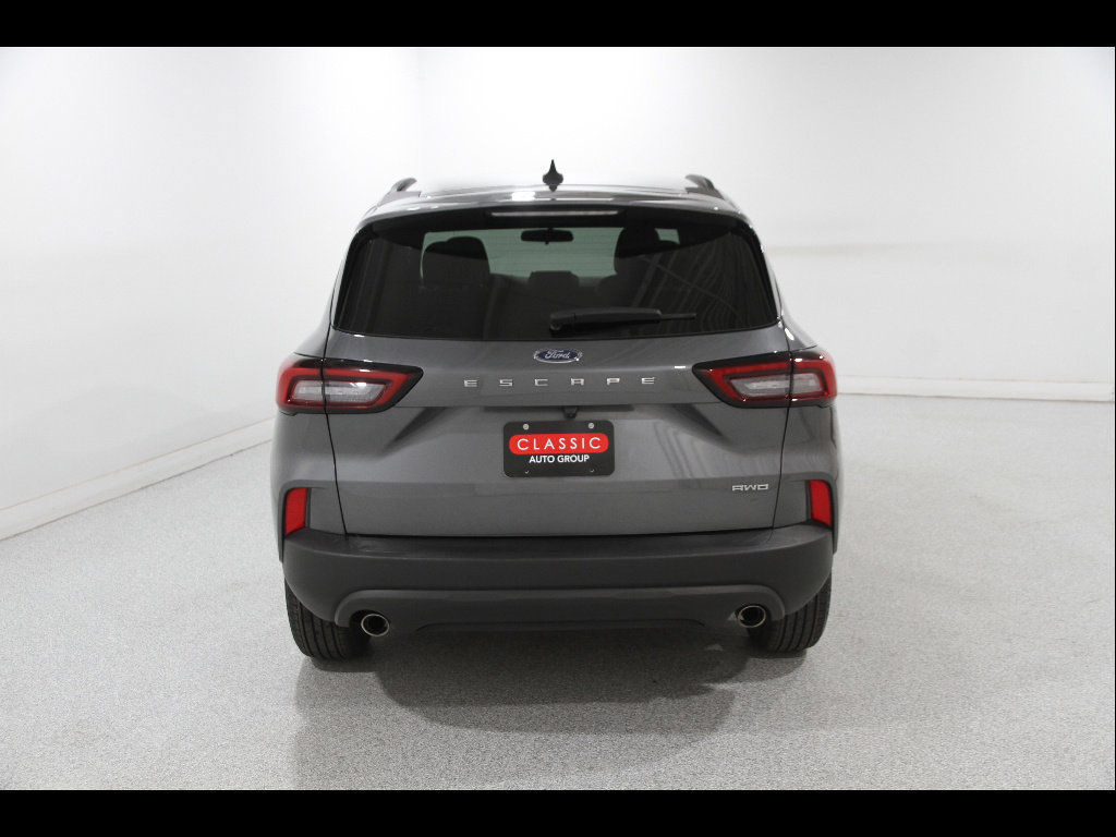 Certified 2025 Ford Escape ST-Line image 2