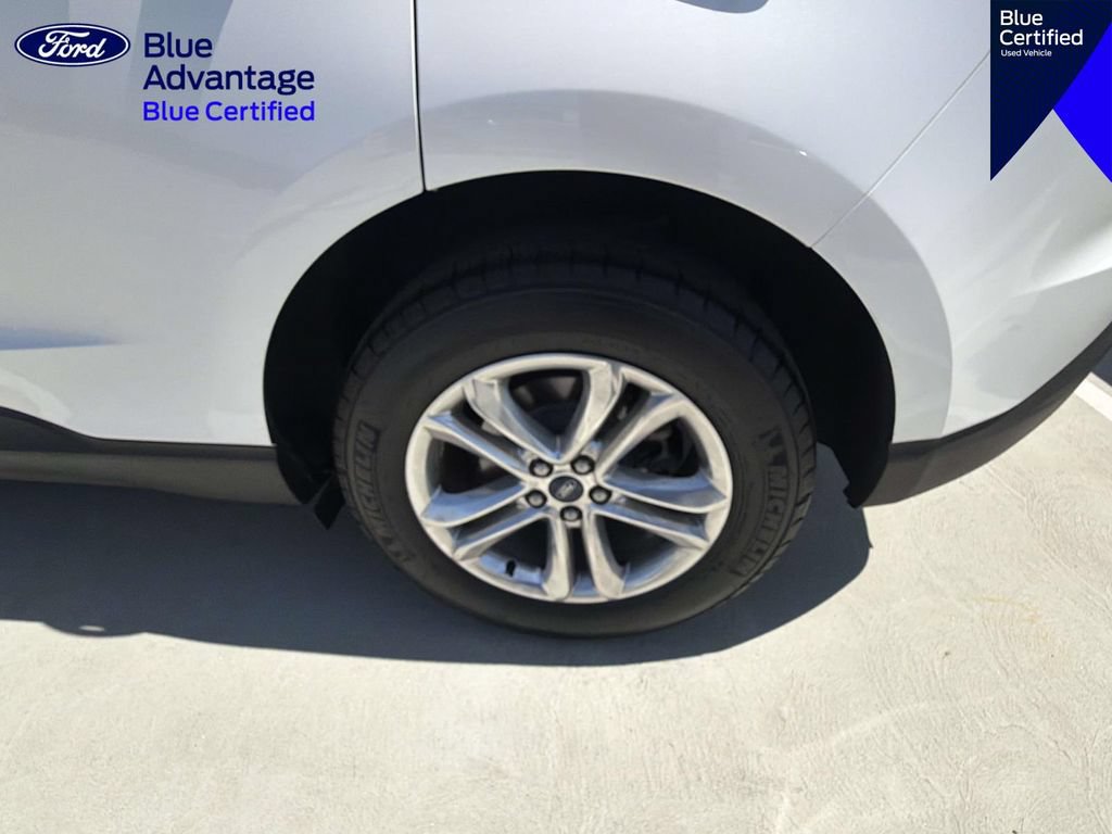 Certified 2018 Ford Edge SEL w/ Equipment Group 201A FWD image 20