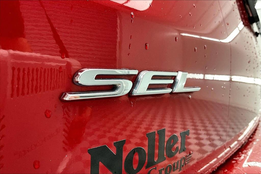Certified 2024 Ford Edge SEL w/ Convenience Package AWD/4WD image 8