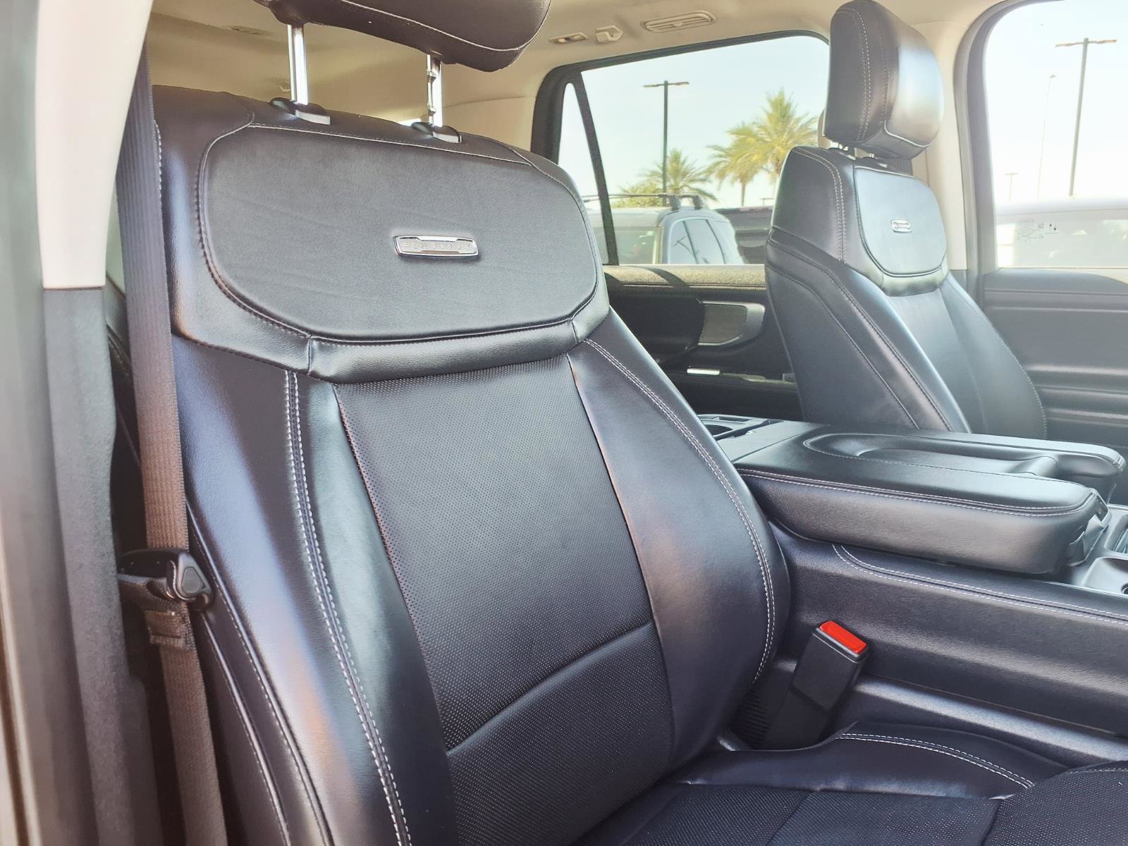 Certified 2025 Ford Expedition Platinum AWD/4WD image 12