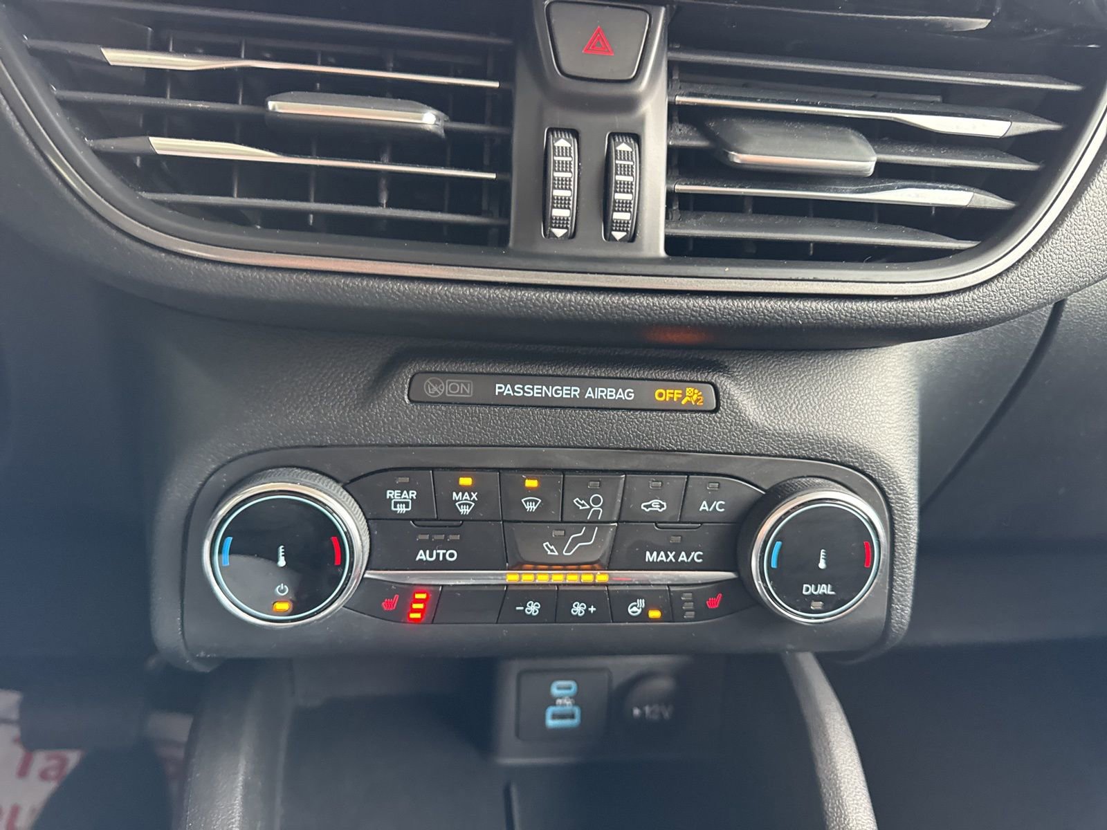 Certified 2023 Ford Escape Active w/ Cold Weather Package image 30