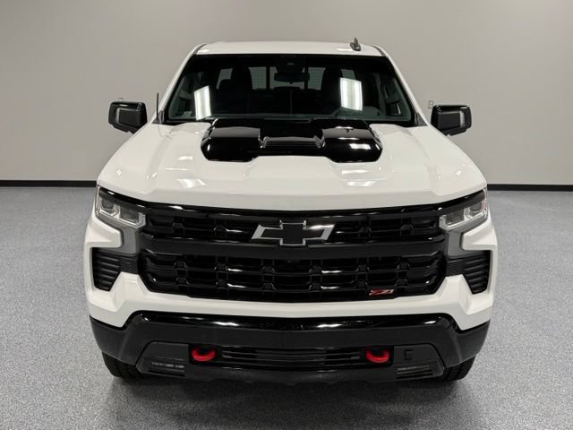 Used 2023 Chevrolet Silverado 1500 LT Trail Boss w/ Convenience Package II AWD/4WD image 4