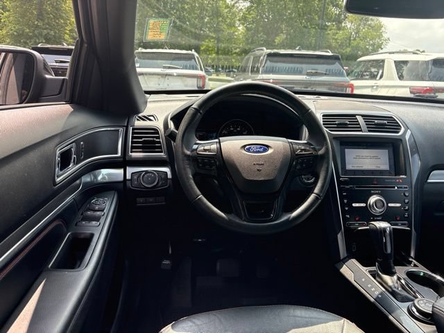 Certified 2018 Ford Explorer Sport AWD/4WD image 16