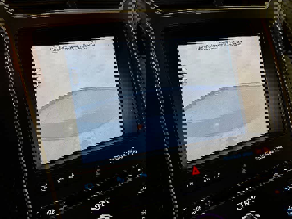 Certified 2017 Ford Explorer Platinum image 29