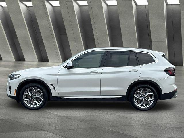 Used 2024 BMW X3 xDrive30i w/ Premium Package AWD/4WD image 6
