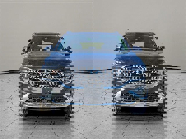 Used 2023 Hyundai Santa Fe SEL w/ Premium Package image 9