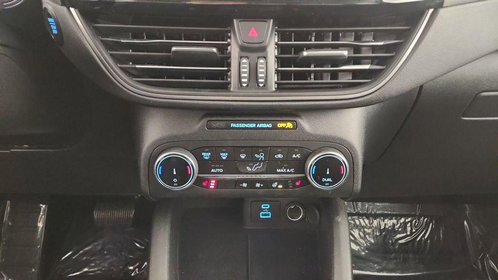 Certified 2023 Ford Escape Active image 17
