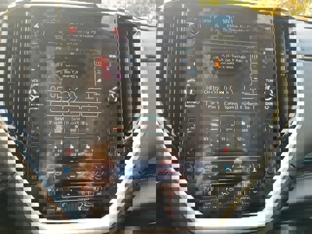 Used 2023 Subaru Ascent Touring image 27