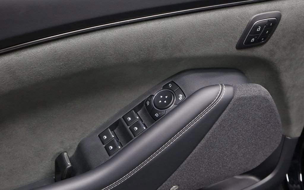 Certified 2025 Ford Mustang Mach-E GT AWD/4WD image 24