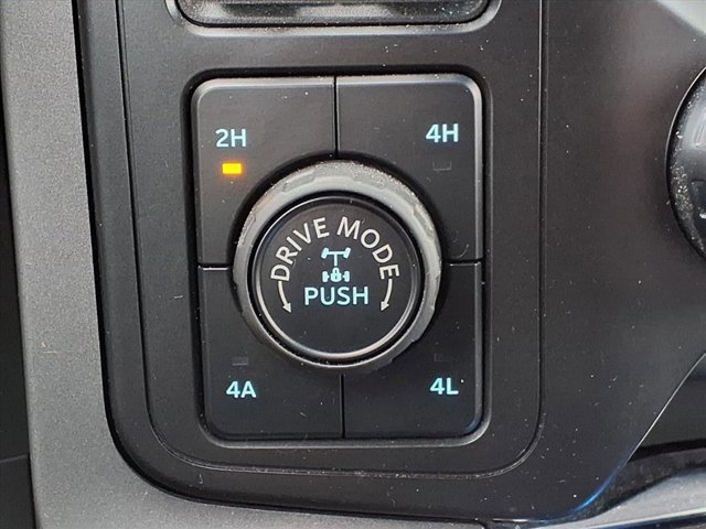 Certified 2021 Ford F150 Lariat w/ Equipment Group 502A High image 14