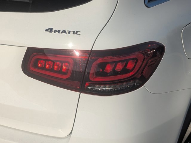 Used 2022 Mercedes-Benz GLC 300 4MATIC image 34