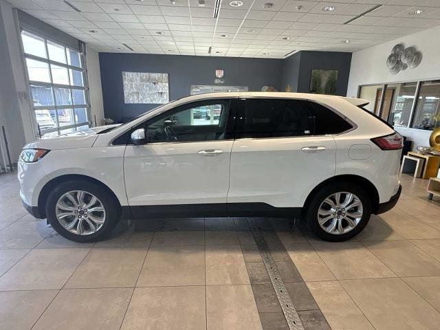 Certified 2022 Ford Edge Titanium w/ Equipment Group 301A image 2