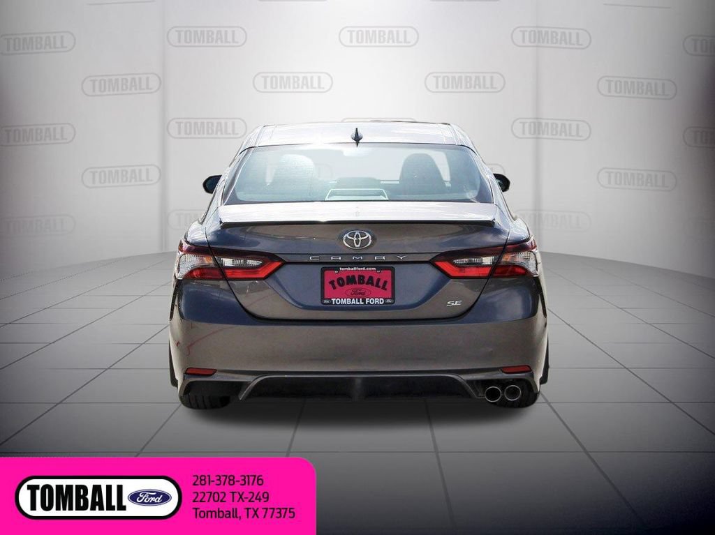 Used 2024 Toyota Camry SE FWD image 7
