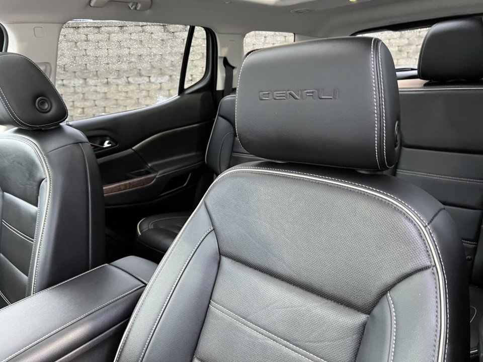 Used 2023 GMC Acadia Denali w/ Trailering Package image 17