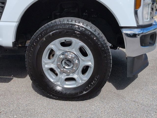 Certified 2025 Ford F250 XLT w/ FX4 Off-Road Package AWD/4WD image 11