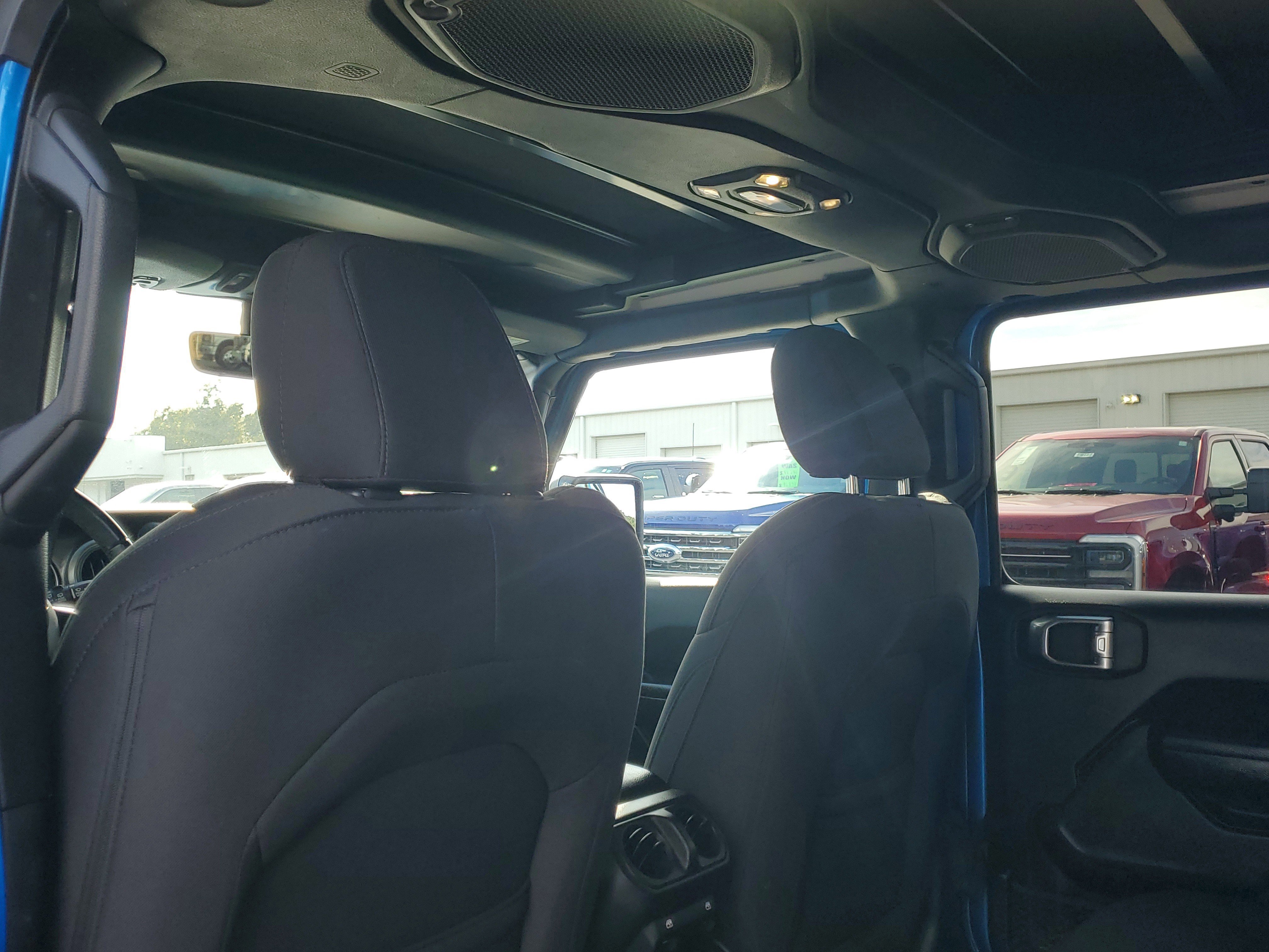 Used 2022 Jeep Wrangler Unlimited Sport image 13