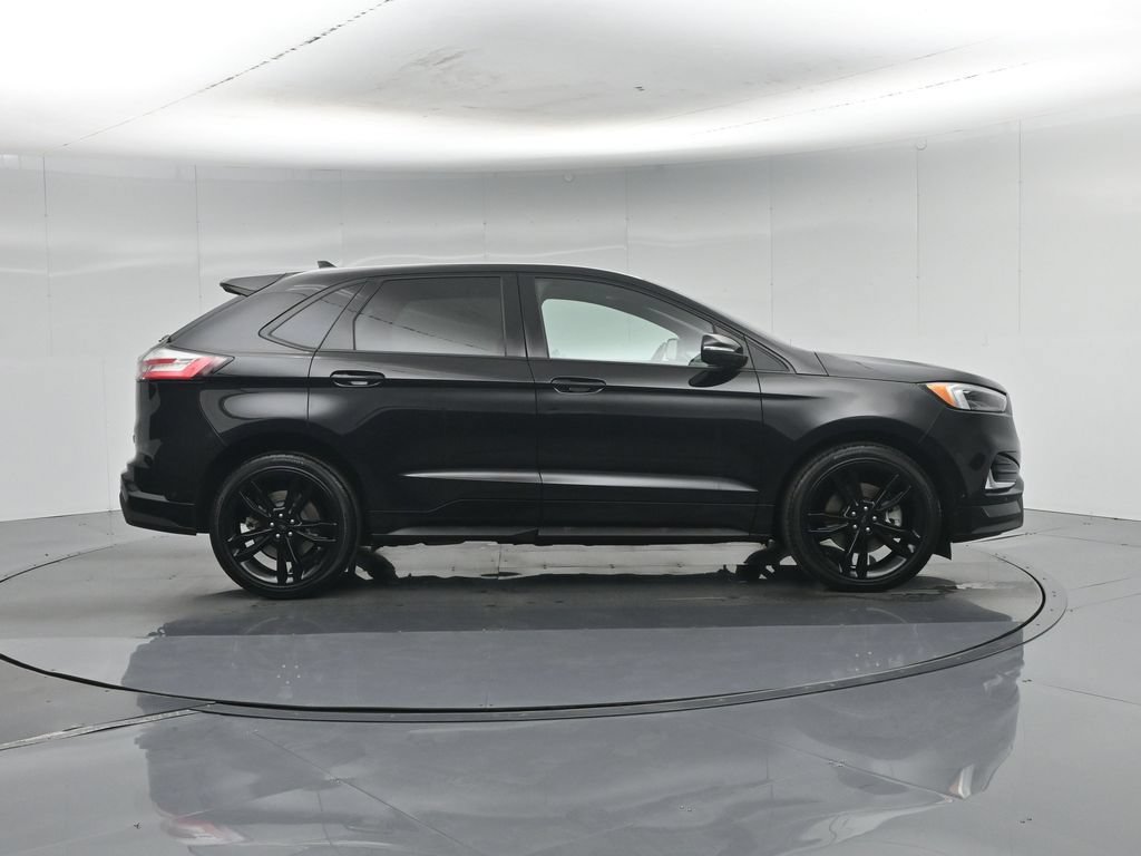 Certified 2019 Ford Edge ST w/ Equipment Group 401A AWD/4WD image 33