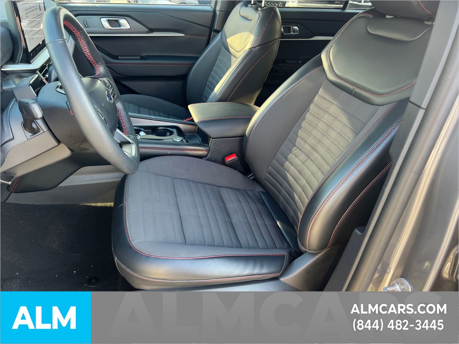 Certified 2025 Ford Explorer ST-Line image 11