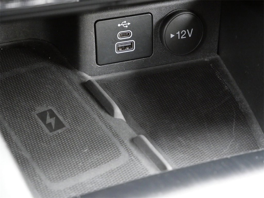 Certified 2024 Ford Escape Platinum image 22