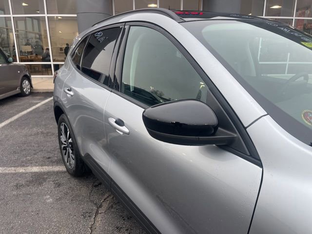 Certified 2022 Ford Escape SEL w/ SEL Stealth AWD Package image 10