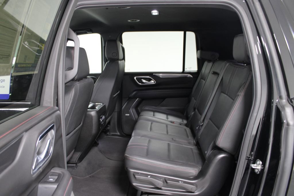 Used 2024 Chevrolet Suburban RST image 28