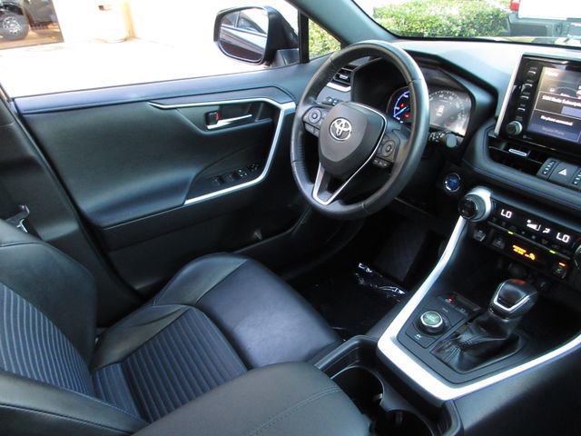 Used 2020 Toyota RAV4 XSE w/ XSE Grade Weather Package image 23