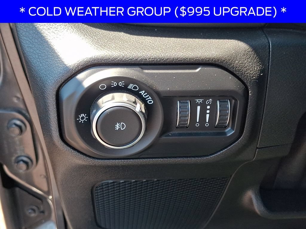Used 2019 Jeep Wrangler Unlimited Sahara w/ Dual Top Group AWD/4WD image 22