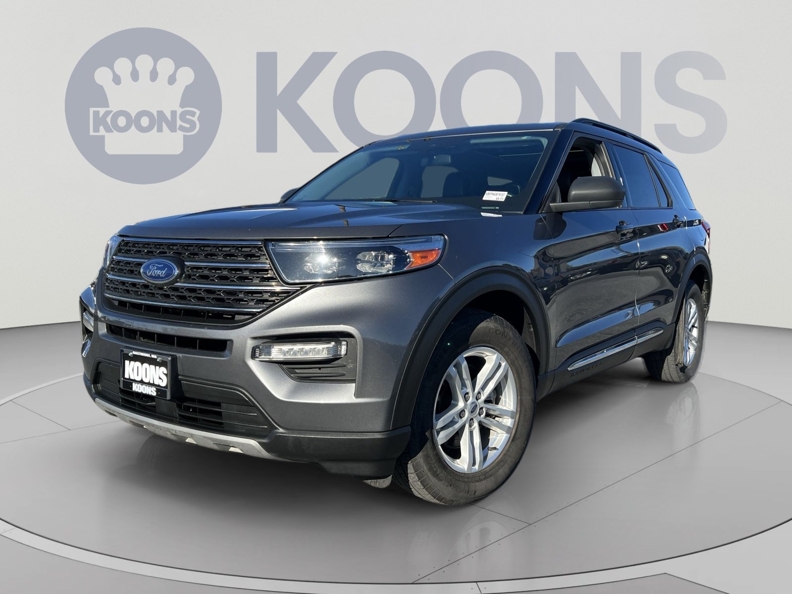 Certified 2022 Ford Explorer XLT w/ Equipment Group 202A