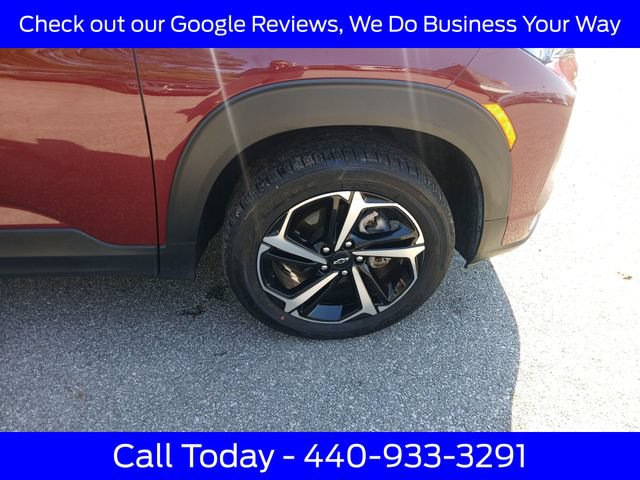 Used 2023 Chevrolet TrailBlazer RS w/ Sun and Liftgate Package AWD/4WD image 13