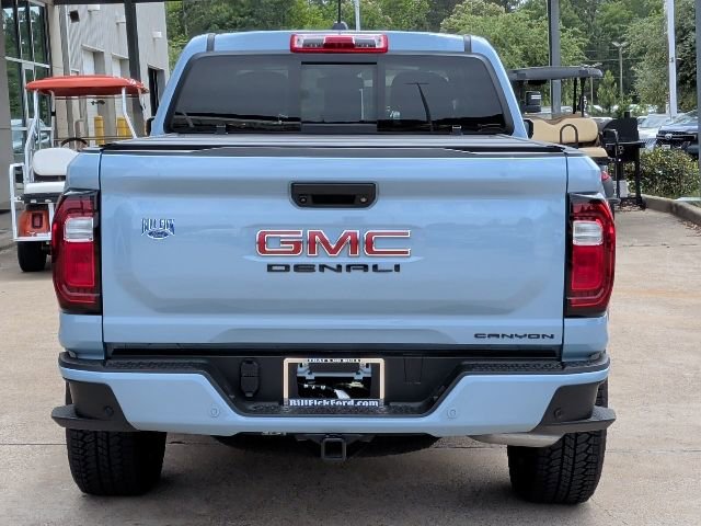 Used 2025 GMC Canyon Denali AWD/4WD image 4
