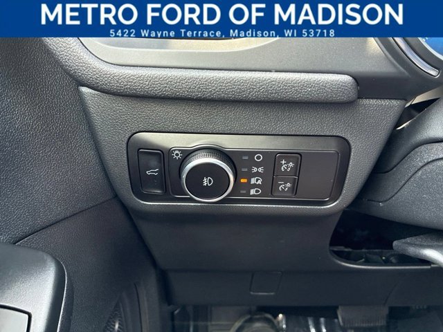 Certified 2023 Ford Escape Platinum AWD/4WD image 30