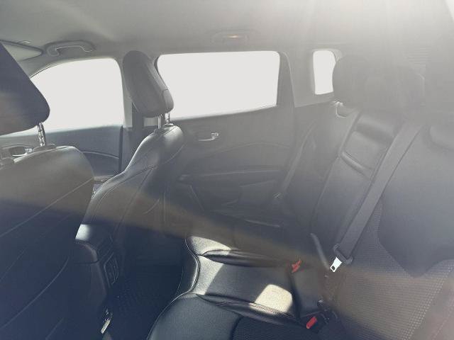 Used 2019 Jeep Compass Trailhawk w/ Cold Weather Group AWD/4WD image 15